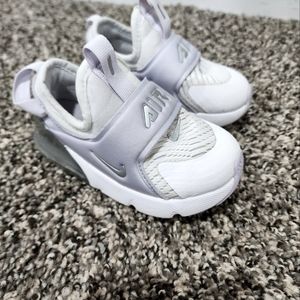 Nike toddler 270 shoes size 8T